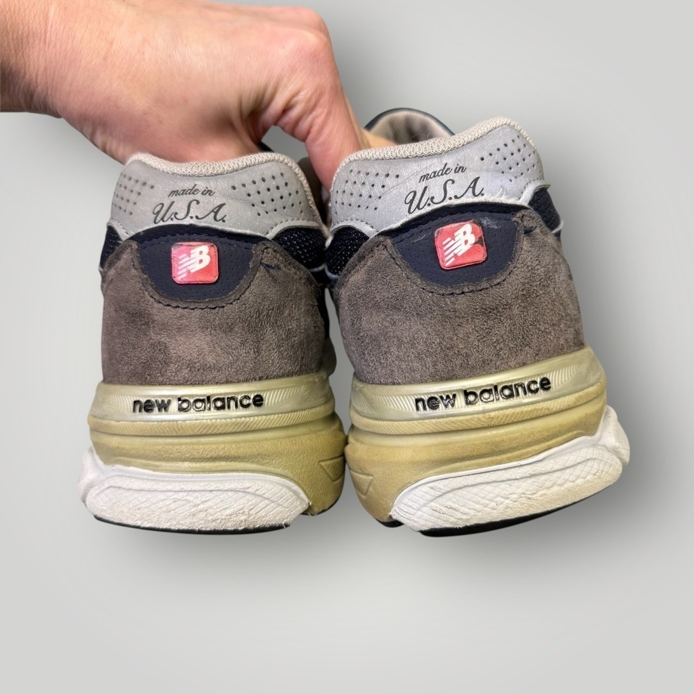 New Balance 990v3 Made inโ USA Mens 11.5 Navy Brown Suede Sneakers - Picture 7 of 11